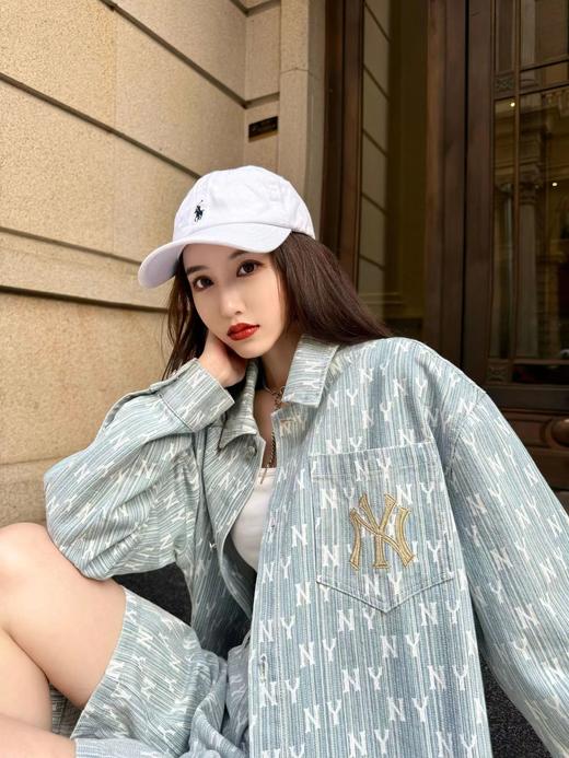 F030419早春新品满印字母水洗牛仔复古宽松版型外套男女同款 商品图3