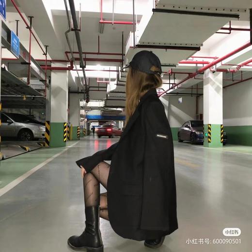 F030420虞书欣同款Logo小皮标黑色休闲简约大方西装外套 商品图7