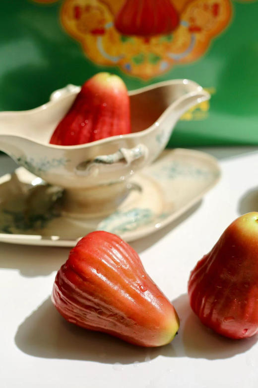 倍儿甜的空运莲雾。 口感清甜可口，水分充足，冬季吃莲雾，完全不用担心皮肤干燥！自信每一天！ 商品图1