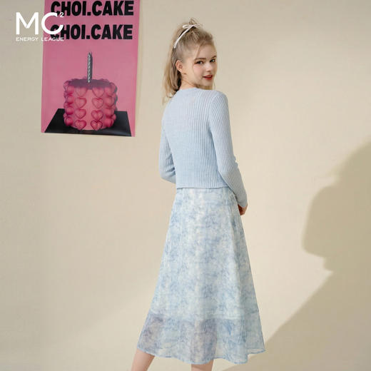 mc2吊带碎花裙+针织披肩两件套女夏季新款显白蓝色系小个子 商品图3