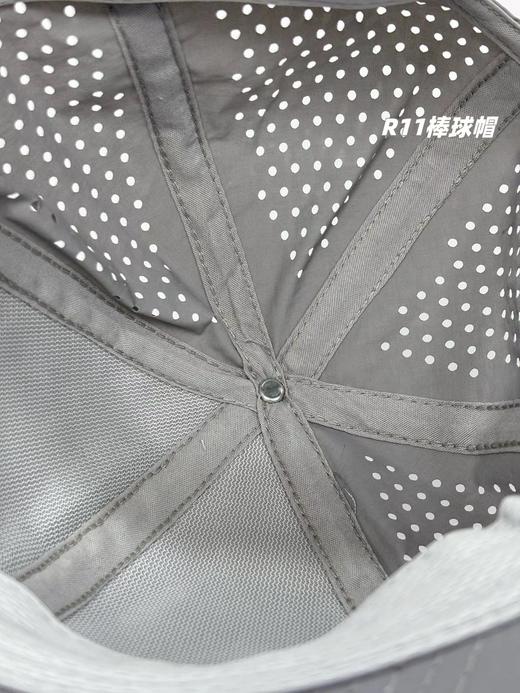 F030472速干冲孔透气侧面硅胶小标时尚舒适轻便情侣款棒球帽鸭舌帽 商品图11