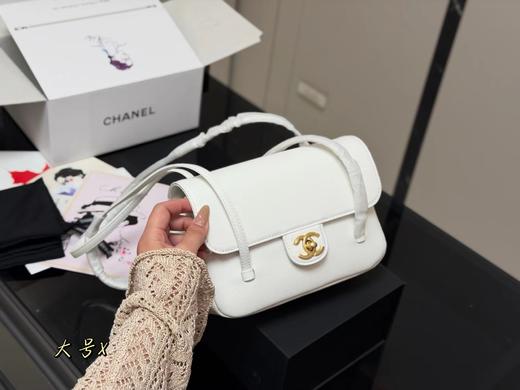 F030409新款Jennin同款腋下包圆筒包山茶花鱼子酱扣盖方包 商品图1