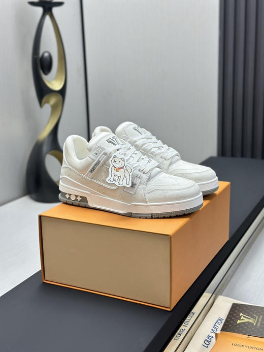 春季特惠💰650 LV 公司级 # 驴牌 Trainer 低帮休闲板鞋 商品图1