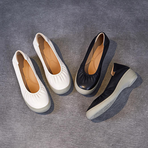 真皮单鞋春款浅口奶奶鞋，圆头坡跟一脚蹬妈妈鞋	 ZM258167 商品图3