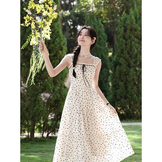 鹿向南「巴黎蔷薇」白色波点连衣裙女春法式海边巨好看A字背心裙 商品图2