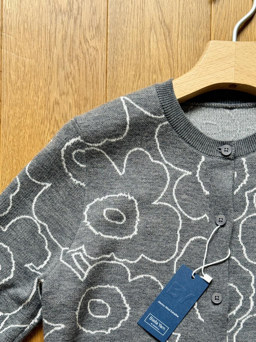 26春夏---高品质扬子纱细羊毛花朵圆领针织开衫【包邮+三天无理由退换】 商品图9