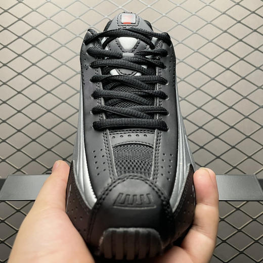 春季特惠💰340 NK Shox R4 低帮复古跑步鞋 文斯卡特 商品图8