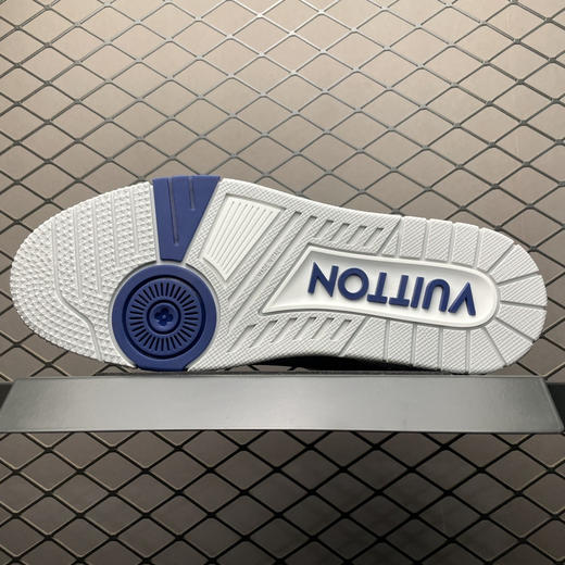 春季特惠💰720 LV 纯原版本 # 驴家 Trainer 低帮休闲板鞋 商品图4