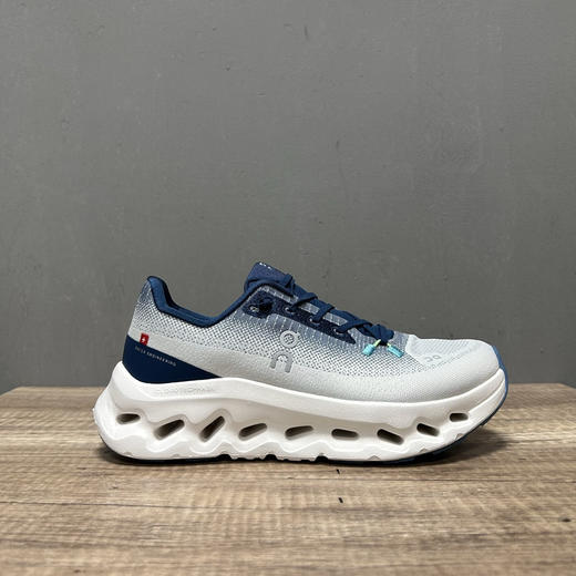 春季特惠💰320 On 昂跑 Cloudtilt 圆头系带 减震耐磨 低帮 生活休闲鞋 商品图6