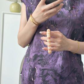 东方美意‼️【ZUOSHIDUN 扭扭肠菩提手串】显白百搭 丝滑碗肠 一串多盘 叠戴层次感 印尼进口菩提根 手工精磨 高油高密 精修孔道 赠收纳袋