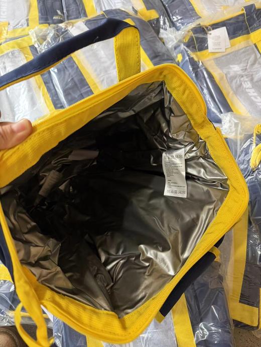 F0304109新款撞色织袋大容量耐脏米奇双肩包再生材料保温包 商品图10