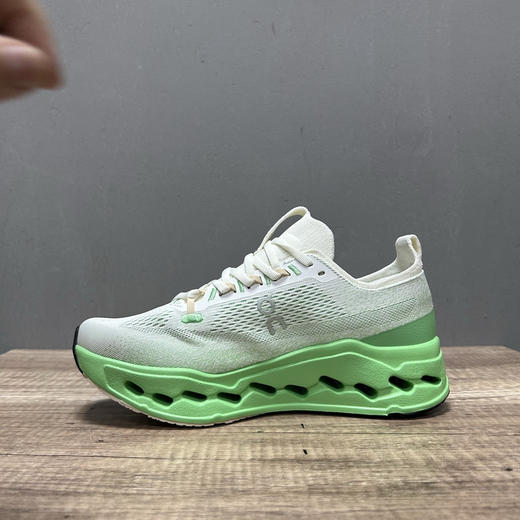 春季特惠💰340 On 昂跑 Cloudsurfer Max 舒适柔软减震透气轻便跑步鞋 商品图2