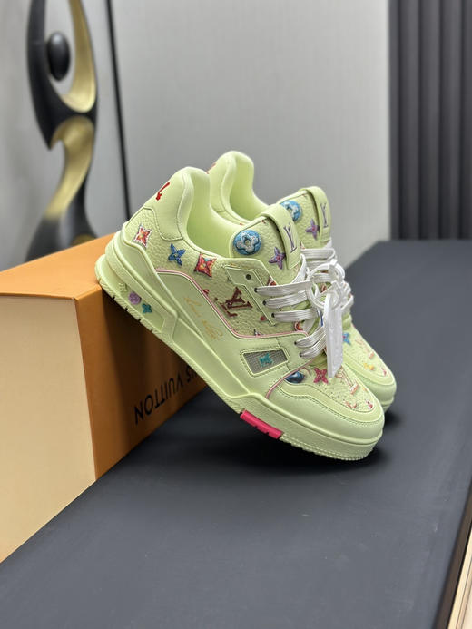 春季特惠💰650 LV 公司级 # 驴牌 Trainer 低帮休闲板鞋 商品图3