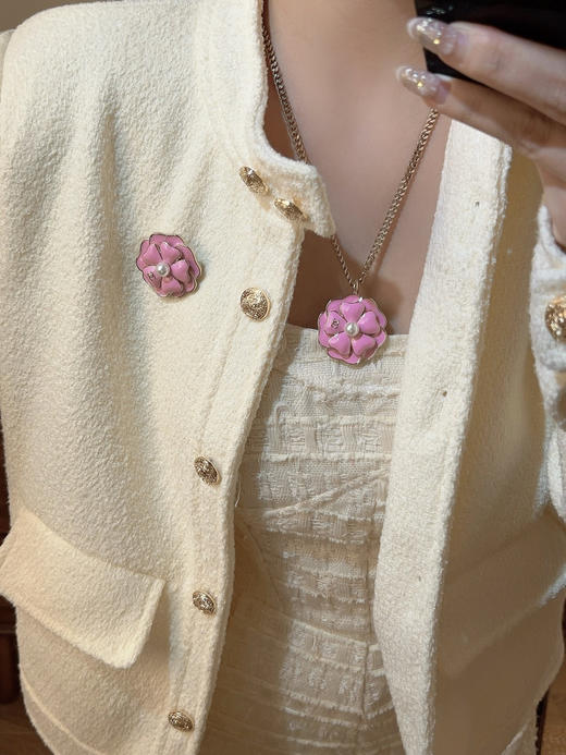 小香 25B 黑/粉山茶花双c项链（XTY） 商品图0