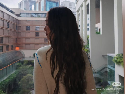 34-1 排他性独家圆正 lew手工刺绣领结式样套头衫 135斤以内穿L 商品图12