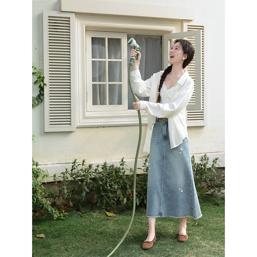 鹿向南「白月风清」长袖米杏色衬衫女春季新款设计感镂空防晒上衣 商品图3