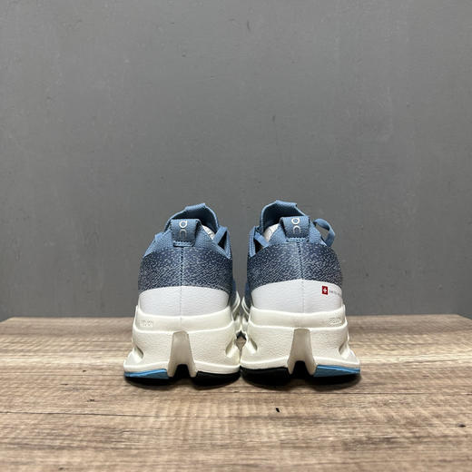 春季特惠💰340 On 昂跑 Cloudsurfer Max 舒适柔软减震透气轻便跑步鞋 商品图1