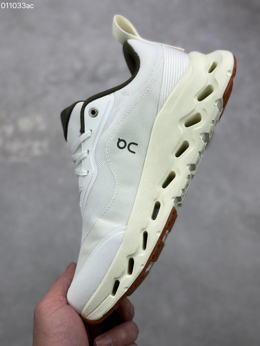 春季特惠💰330 Loewe x ON 罗意威昂跑联名 Cloudtilt 2.0 系列 高品质出货 商品图6