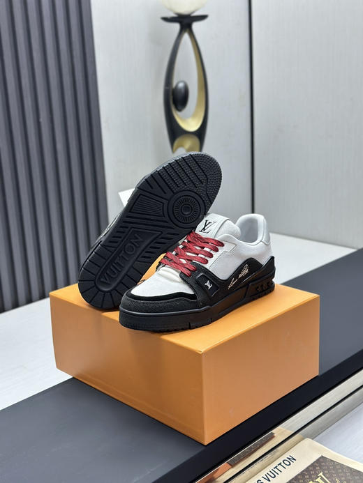 春季特惠💰650 LV 公司级 # 驴牌 Trainer 低帮休闲板鞋 商品图5