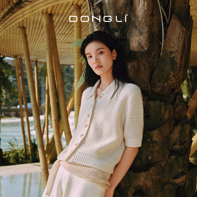 东黎 • 万物复苏 微光华夫格 山羊绒 女士春季翻领镂空珠片半袖开衫 6026