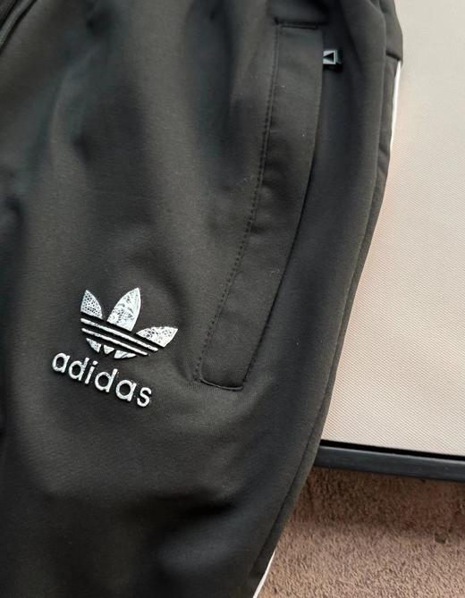 F0304119秋冬季运动休闲三叶草系列情侣款外套裤子套装两件套 商品图11