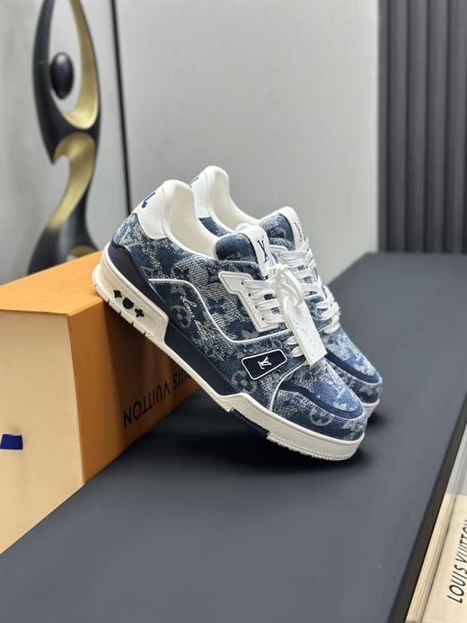春季特惠💰650 LV 公司级 # 驴牌 Trainer 低帮休闲板鞋 商品图3