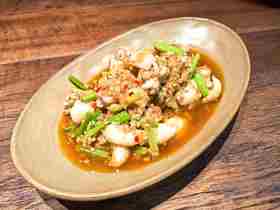 蒜蓉贡椒墨鱼仔