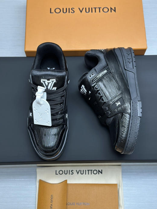 春季特惠💰650 LV 公司级 # 驴牌 Trainer 低帮休闲板鞋 商品图7