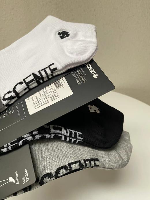 F0304110一组3双刺绣透气抗起球不易变形夏款男士船袜 商品图3