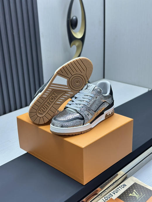 春季特惠💰650 LV 公司级 # 驴牌 Trainer 低帮休闲板鞋 商品图5