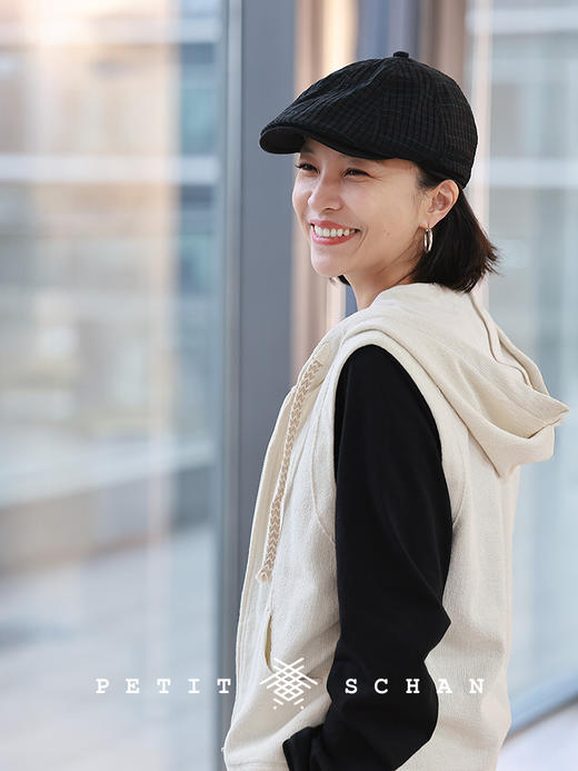 Petit Schan小闪 CLO#1065 Go for a joyride 兜风 棉混纺休闲连帽抽绳马甲 商品图2