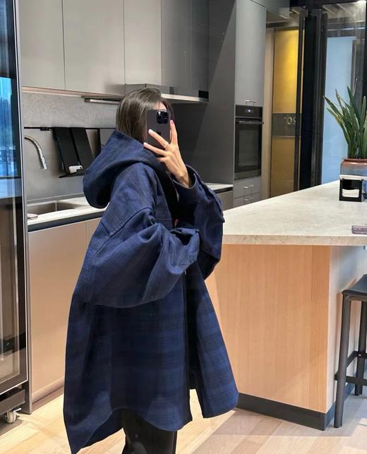 F0304124早秋新品藏青格纹法兰绒男女日常通勤穿搭连帽衬衫外套 商品图5