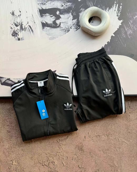 F0304119秋冬季运动休闲三叶草系列情侣款外套裤子套装两件套 商品图1