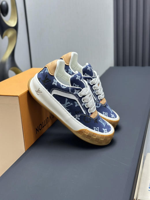 春季特惠💰560 2026早春全新上架 # LV 路易威登 Tilted Low Sneakers 倾斜系列低帮复古休闲运动板鞋 商品图3