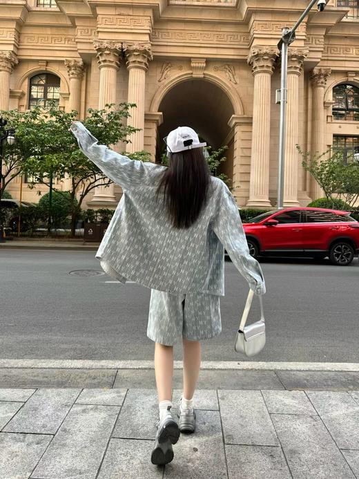 F030419早春新品满印字母水洗牛仔复古宽松版型外套男女同款 商品图7