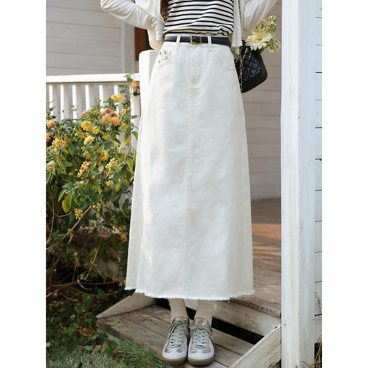 鹿向南「春日花漾」米白色半身裙女春新款时尚宽松高腰显瘦牛仔裙 商品图0