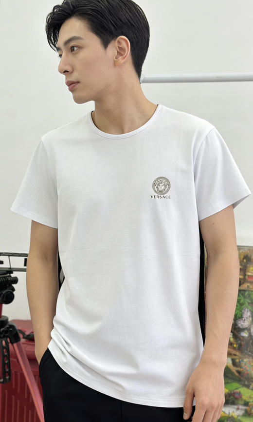 付款减库存！5码推荐80-115斤，原单范思哲男女同款！美杜莎烫金logo圆领短袖T恤 商品图1