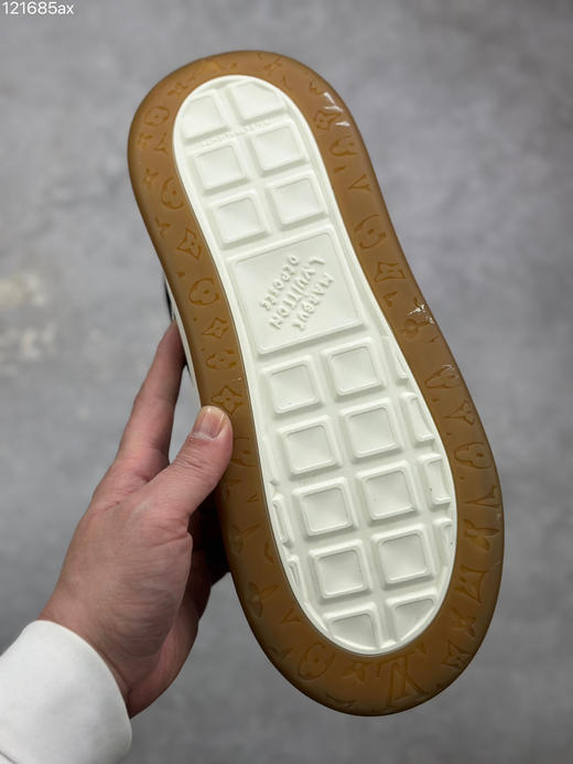 春季特惠💰560 2026早春全新上架 # LV 路易威登 Tilted Low Sneakers 倾斜系列低帮复古休闲运动板鞋 商品图8