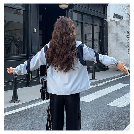 半身缘女装 春季撞色连帽短款冲锋衣外套夹克261113U01340259 商品图4