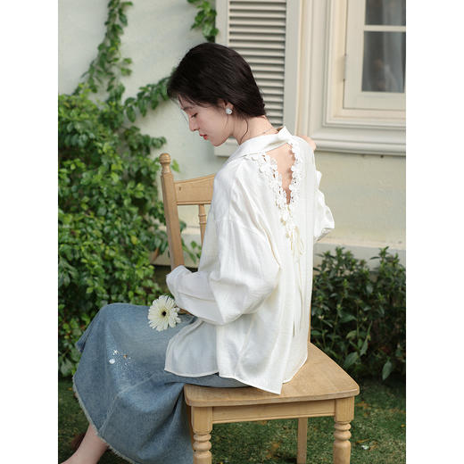 鹿向南「白月风清」长袖米杏色衬衫女春季新款设计感镂空防晒上衣 商品图4