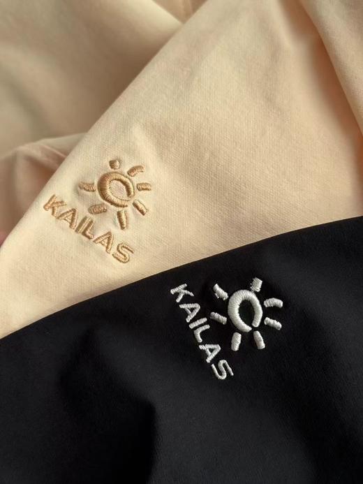 F030486多片剪裁拼接+内弧拼接收腰设计女款M8连帽软壳冲锋衣 商品图3