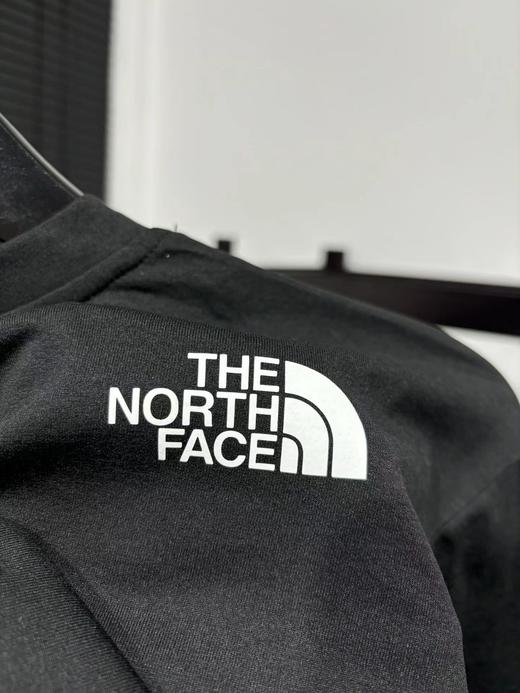 F0304122春夏长袖T恤男户外轻薄防晒吸湿透气速干日常百搭衣打底衫 商品图5