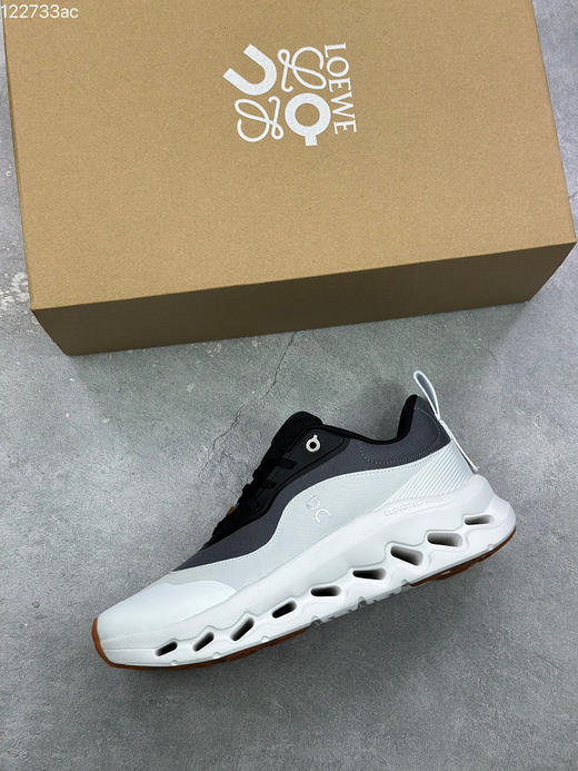 春季特惠💰330 Loewe x ON 罗意威昂跑联名 Cloudtilt 2.0 系列 高品质出货 商品图2