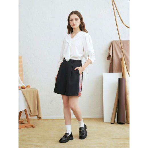 两三事梵高文艺季风长信2026春新款复古印花拼接高腰短裤女休闲裤 商品图1