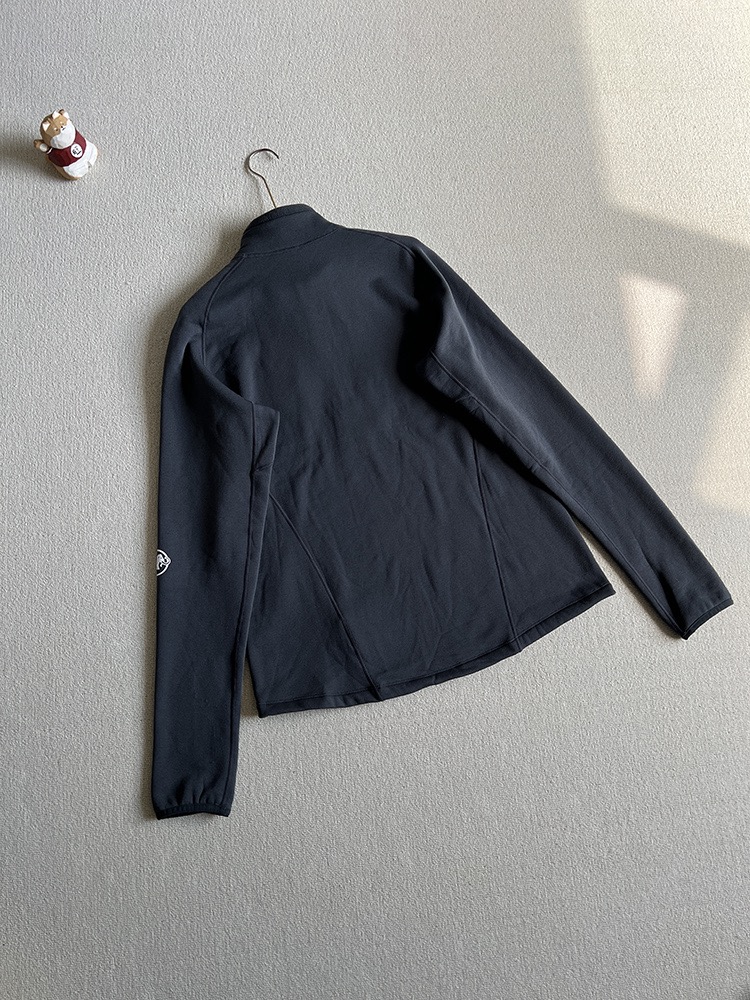 猛犸象 Aenergy男士户外吸湿速干排汗半拉链舒适骑行长袖T恤。