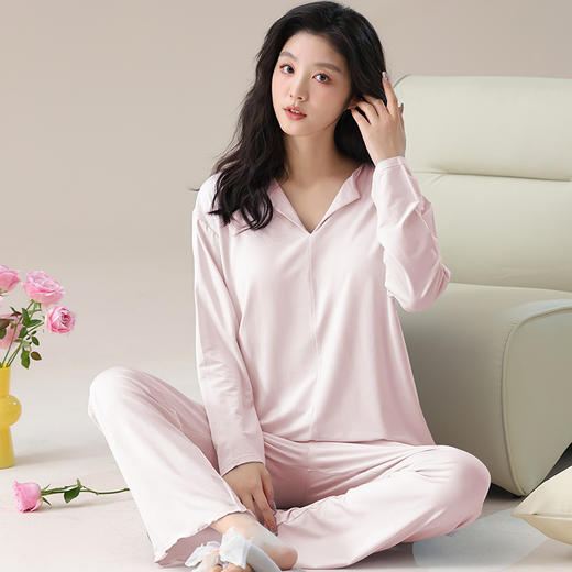 【轻梵 长袖新款莫代尔带胸垫家居服】带胸垫防凸点长袖家居服套装 宽松慵懒亲肤 无感bra 商品图3