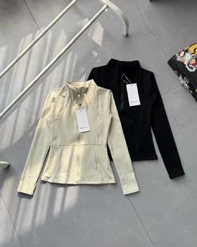 F030498运动健身瑜伽服外套显身材外舒适修身短款夹克