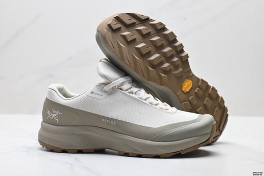 覆盖防水 低帮户外登山徒步鞋 商品图0