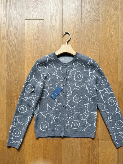 26春夏---高品质扬子纱细羊毛花朵圆领针织开衫【包邮+三天无理由退换】 商品图8