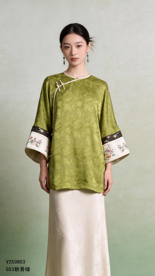 V250803上衣 商品图0